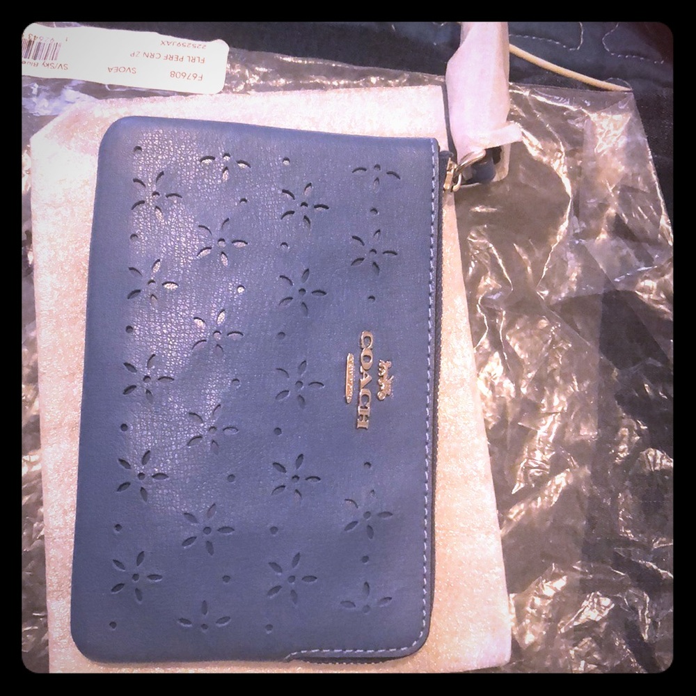 Wristlet